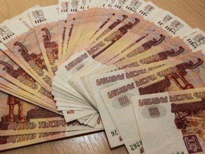 Թբիլիսիի բարերից մեկում Հայաստանի, Ուկրաինայի և Վրաստանի քաղաքացիները գումար են շորթել այցելուներից