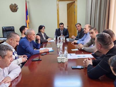Գեղարքունիքում քննարկվել են urban.e-gov.am հարթակով կառուցապատման թույլտվությունների տրամադրման հարցերը
