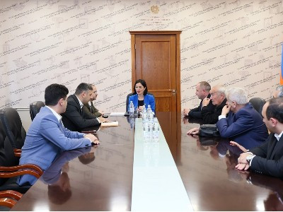 Հուշարձանների և տեսարժան վայրերի միջազգային օրվան ընդառաջ Ժաննա Անդրեասյանը պարգևատրել է ոլորտի նվիրյալներին