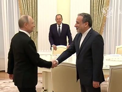 Путин принял главу МИД Ирана