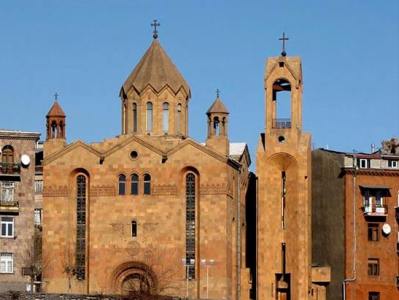 Армянская апостольская церковь отмечает Пасхальный Сочельник