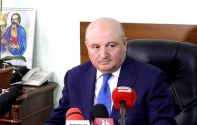 «Грапарак»: Власти Армении нашли способ решить вопросы оппозиционного мэра Гюмри