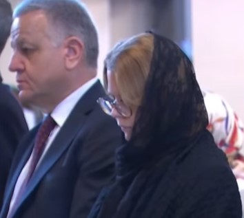 Քաղաքական վերնախավից ոչ ոք Զատկի պատարագին չի մասնակցում. ներկա է ԵՄ դեսպանը