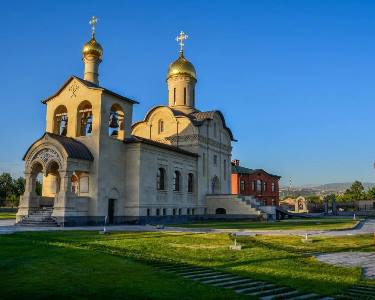 «Այս հազվադեպ զուգադիպությունը ևս մեկ անգամ ընդգծում է հայ եւ ռուս ժողովուրդների հոգևոր և մշակութային մտերմությունը»