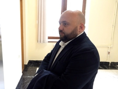 Թուլության, անզորության նշան է. ՔՊ-ականը` Թուրքիայի և Ադրբեջանի դրոշն այրելու մասին