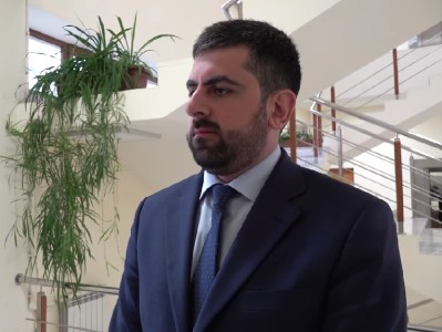 Մի քիչ ուրախ եմ, որ Սերժ Սարգսյանն է վերցնում իշխանափոխության էստաֆետը, հաջողելու շանսերը նվազ են. Խանդանյան
