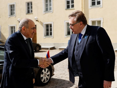 Nikol Pashinyan, Lauri Hussar discuss Armenia-EU relations