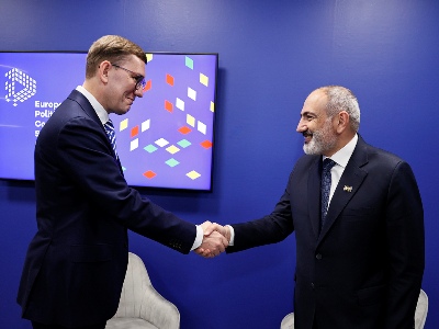 Armenia, Estonia PMs making statements to press in Tallinn