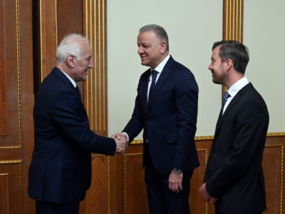 EU envoy briefs Armenia president on positive developments in visa liberalization process