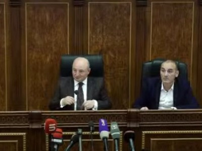 Վարդան Ղուկասյանի փեսան և ընկերը ընտրվեցին Գյումրու փոխքաղաքապետեր. ՔՊ-ն ձեռնպահ քվեարկեց