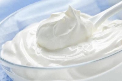 «Արզնի կաթնամթերքի» «թթվասեր 20%» արտադրատեսակի արտադրությունը կասեցվել է