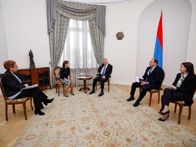 Մհեր Գրիգորյանը և Իրինա Սեյլանյանը մտքեր են փոխանակել Զինծառայողների ապահովագրության հիմնադրամի անելիքների շուրջ