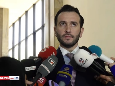 Դատապարտում եմ ֆիզիկական բռնությունը, նաև վերբալ բռնությունը. Կոնջորյանը՝ Նոր Նորքի թաղապետարանի միջադեպի մասին