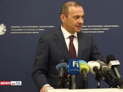 «Նկատի է ունեցել իրավապահ համակարգի միջոցով».  ԱԽ քարտուղարը՝ Փաշինյանի «ԱԱԾ պադվալները լցնելու» սպառնալիքի մասին
