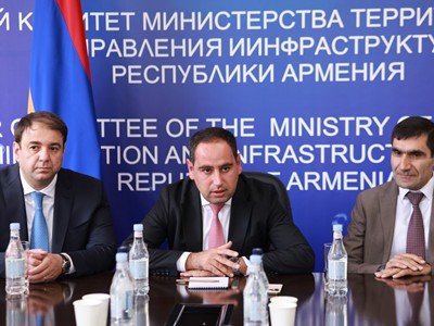 ՏԿԵ նախարարը Ջրային կոմիտեի աշխատակազմին է ներկայացրել նորանշանակ նախագահին