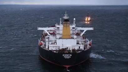 Великобритания введет новые санкции против российских нефтяных танкеров