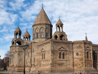 Գարեգին Բ–ն նոր նշանակումներ է արել