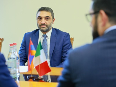 Իտալիայի դեսպանի հետ քննարկել ենք բնապահպանության ոլորտում համագործակցության ընդլայնման հնարավորությունները. Սիմիդյան