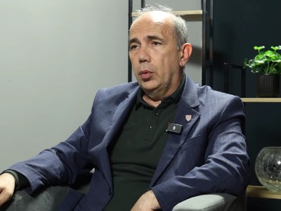 «Այս կիսաքայլերը խոսում են այսօրվա քաղաքական ռեժիմի արտաքին քաղաքականության ձախողումների մասին». Արմեն Մանվելյան