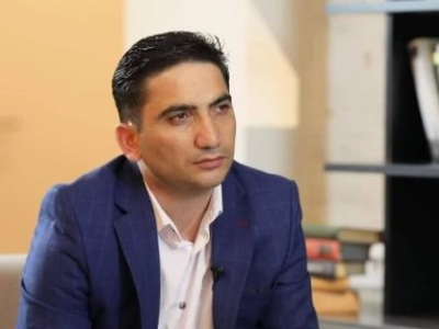 «Լևոն Քոչարյանին առաջարկում եմ շան տեղ չդնել անհայտ ծագում ունեցող ոհմակի վայրահաչությունները». Նաիրի Հոխիկյան