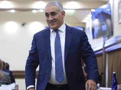 Ես հիմա գտնվում եմ իմ աշխատասենյակում, պատրաստվում եմ երկու ժամից ընդունել քաղաքացիների. Նոր Նորքի թաղապետ