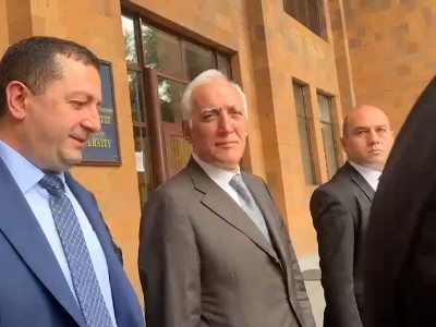 Մեր մոտեցումը հայտնի է, մենք շարունակում ենք բանակցությունները. Վահագն Խաչատուրյան