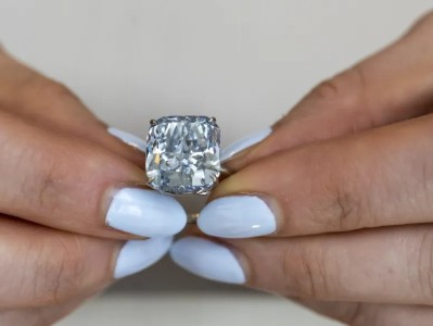 10.03-carat blue diamond sells for $21.5M at auction in Switzerland