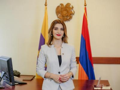 Էջմիածնի քաղաքապետ Դիանա Գասպարյանը հրաժեշտ է տվել աշխատակազմին