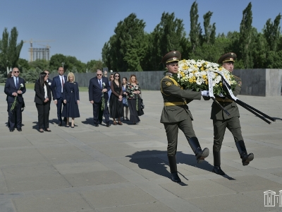 Cyprus parliament speaker visits Armenian Genocide Memorial in Yerevan