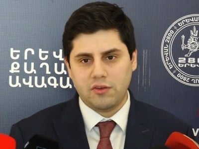 Աննա Հակոբյանի գրառումներին ծանոթ չեմ, իսկ ընդհանուր մենք դեմ ենք վիրավnրանքին և шտելnւթյան խոսքին. փոխքաղաքապետ