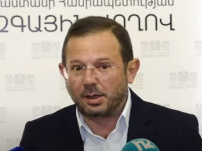 Աղքատների բանակ են դարձնում, մարդկանց ստիպում են՝ տները գրավ դնեն, և էրեխեքին ազատեն. Գեղամ Մանուկյան