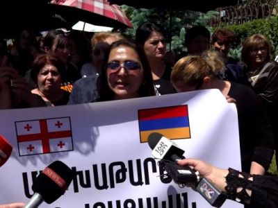 Կոնյակագործները երկկողմանի փակեցին Վրաստանի դեսպանատան հարակից փողոցը