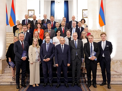 Վարչապետն ընդունել է Արևելյան Եվրոպայի և Կենտրոնական Ասիայի երկրներում հավատարմագրված ԵՄ դեսպաններին