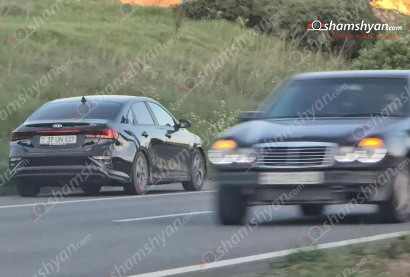 Երևան-Սևան ճանապարհին հետախուզման մեջ գտնվող մեքենայով հանդիպակաց երթևեկող վարորդը վայրկյաններ անց հայտնաբերվել է