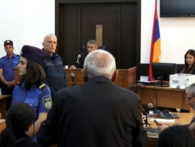 Քյարամյանն ու Վարդապետյանը հավանություն տվեցին, Փաշինյանն էլ ծափ տվեց, ինչի՞ սուտ խոսեցիր. տուժողի հարազատը՝ գնդապետին