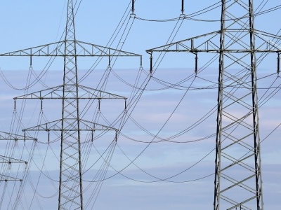 Syria signs $7 bln energy deal with Qatar, US, Turkey consortium