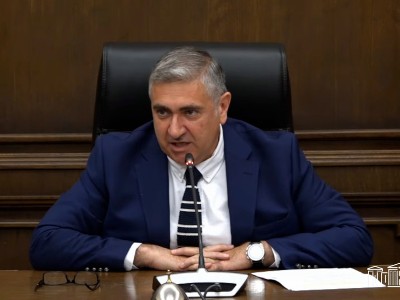 Депутат: Критика в адрес Армянской Апостольской Церкви совпала с проведением конференцией, организованной ААЦ