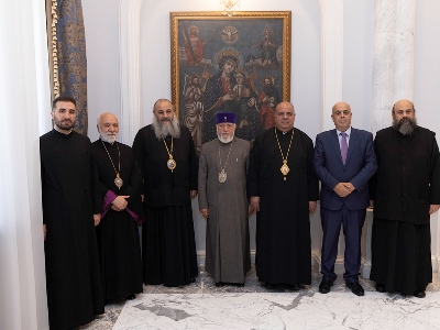 Գարեգին Բ–ն ընդունել է Լիբանանից ժամանած Քույր Եկեղեցիների ներկայացուցիչներին