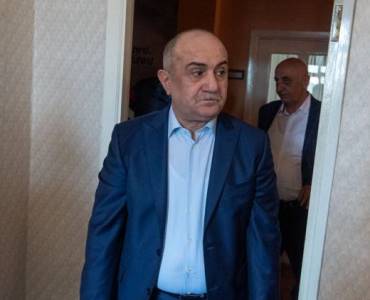 «Հրապարակ». Սամվել Բաբայանը դիմել է ՔԿ ղեկավար Արթուր Պողոսյանին