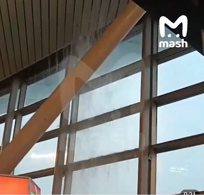 Mash: Из-за потопа в аэропорту Внуково задержан рейс в Ереван