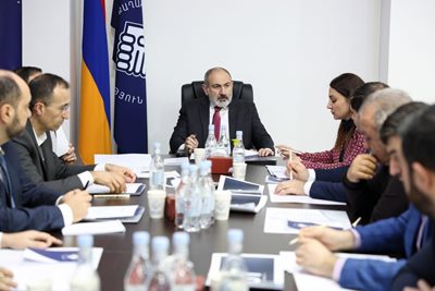 «Իրավունք». ՔՊ–ականները Նիկոլին հորդորել են էլ ավելի մեծ թափով սկսել «նախկինների որսը»
