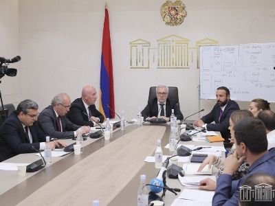 Ո՞նց չընդհատեմ, պարոն Սարգսյան, կեղծ բաներ ես ասում. ՔՊ-ականներ Անդրանիկ Քոչարյանը և Հայկ Սարգսյանը վիճեցին