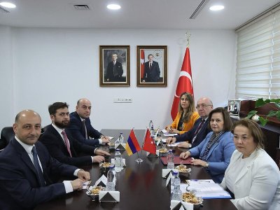 Armenia deputy FM in Ankara, meets with Turkey counterpart