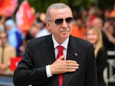Erdoğan promises “absolutely no one” will dare threaten Turkey soon