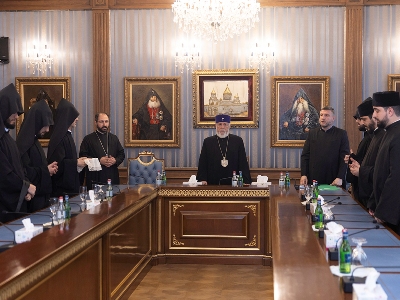 Ամենայն Հայոց Կաթողիկոսն ընդունել է քառասնօրյա պատրաստության շրջանն անցած նորաօծ քահանաներին