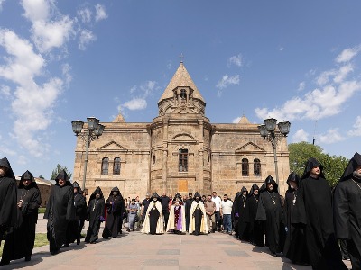 Տոնախմբվեց Սուրբ Գայանյանց կույսերի հիշատակը