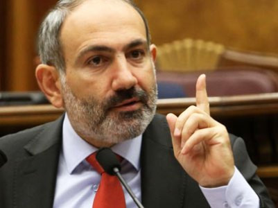 «Հիմա ես քեզ իմ ձեւով կմիջամտեմ, ստահակ». Փաշինյանը հերթական գրառում է արել