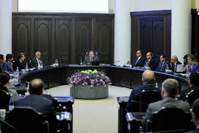 «Փաստ». Խորտակվող «նավն» ու հենարանների կորուստը