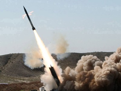 Иранская ракета нанесла ущерб жилому кварталу израильского города