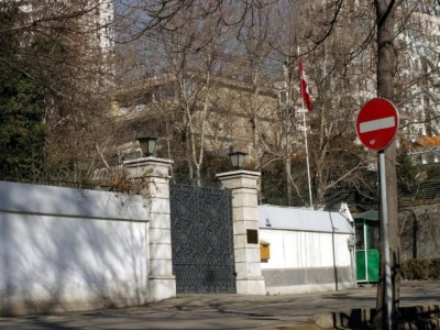 Շվեյցարիան Ադրբեջան է տեղափոխել Իրանում իր դեսպանատան աշխատակիցներին